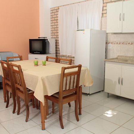 Residencial Aracua Hotel Bombinhas Phòng bức ảnh