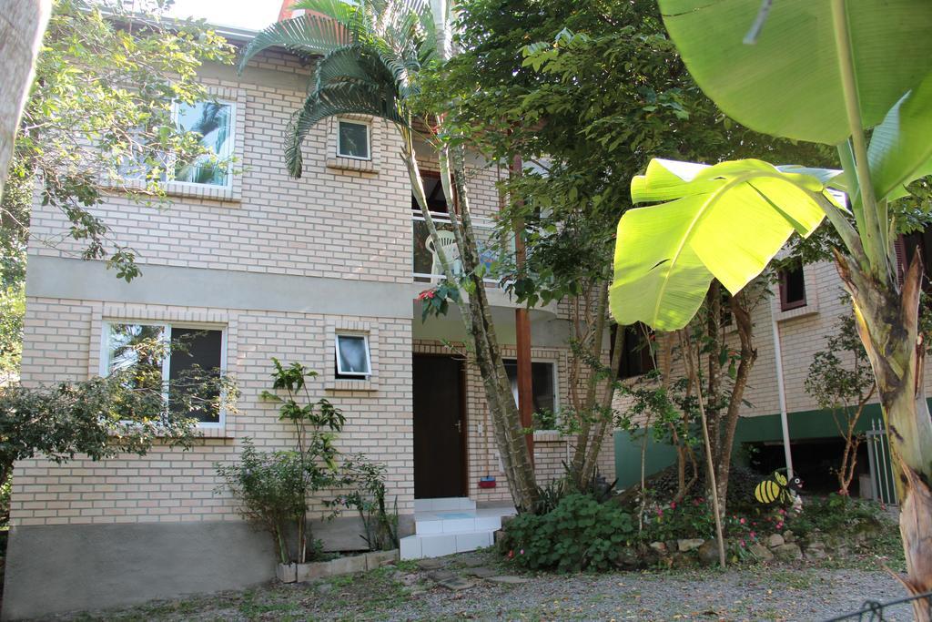Residencial Aracua Hotel Bombinhas Phòng bức ảnh